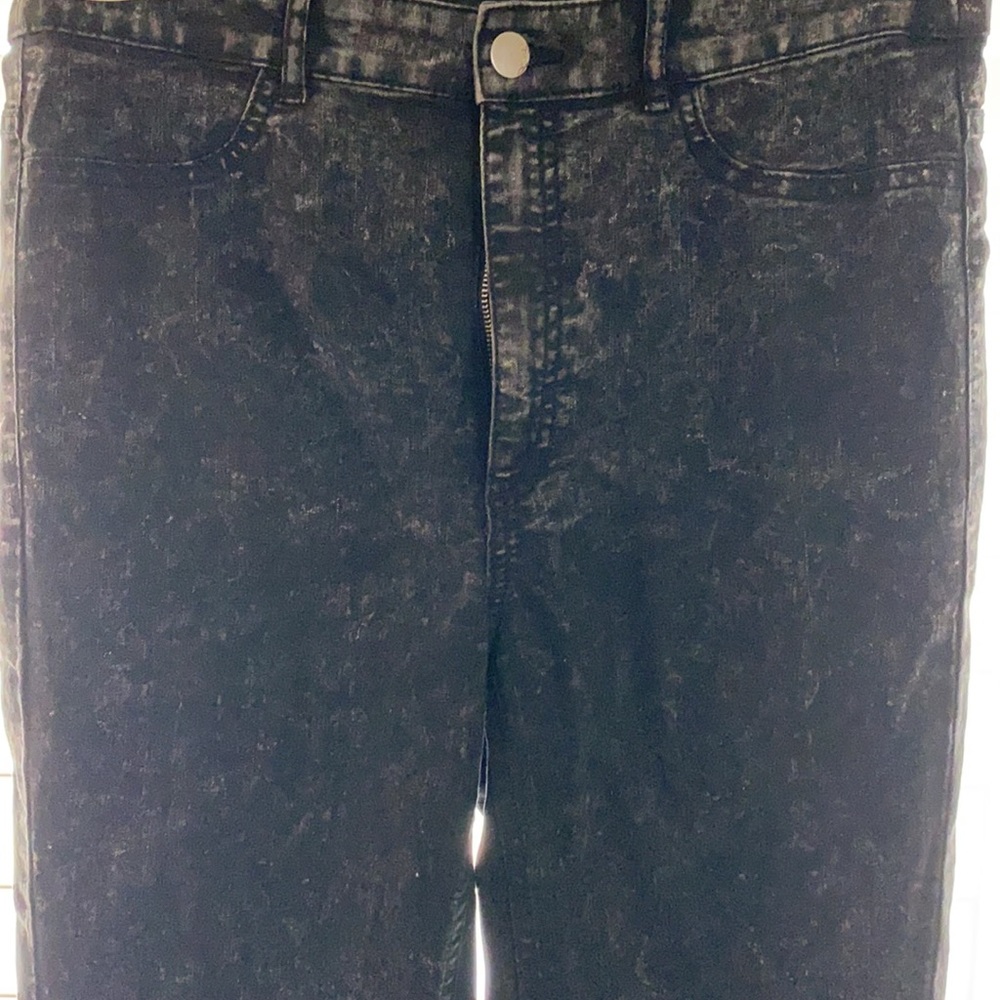 H&M acid wash skinny jeans